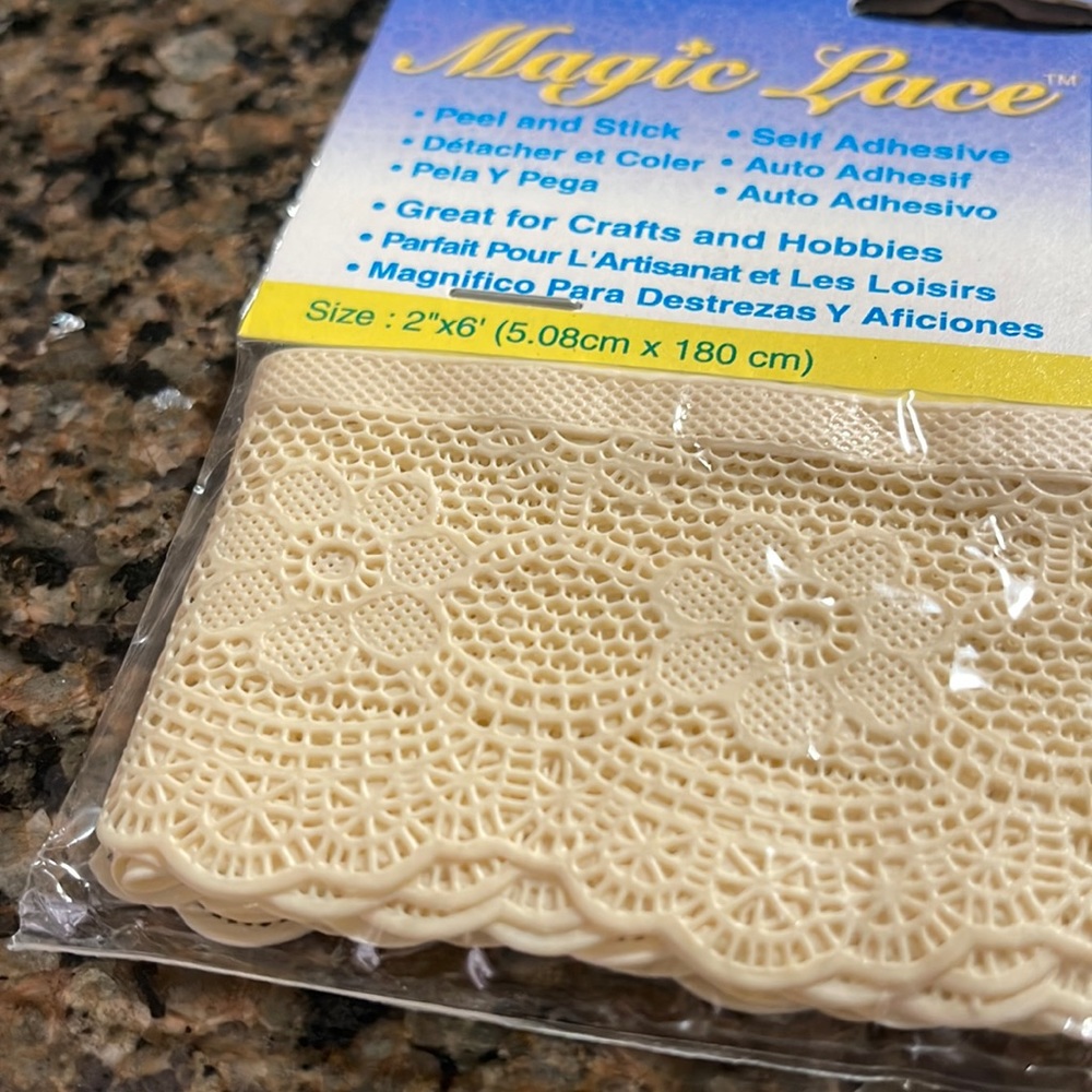 Lot of 10 Peel & Stick Lace Edging White Floral Shelves Decor NEW!!